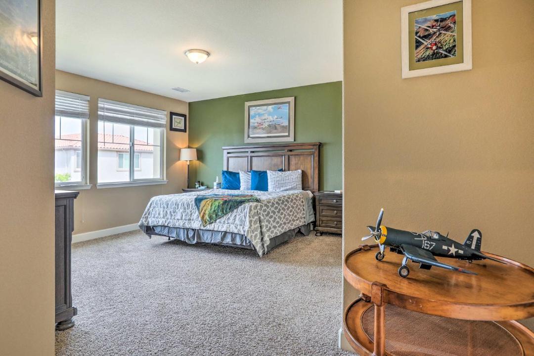Photo of Bedroom in Sparks