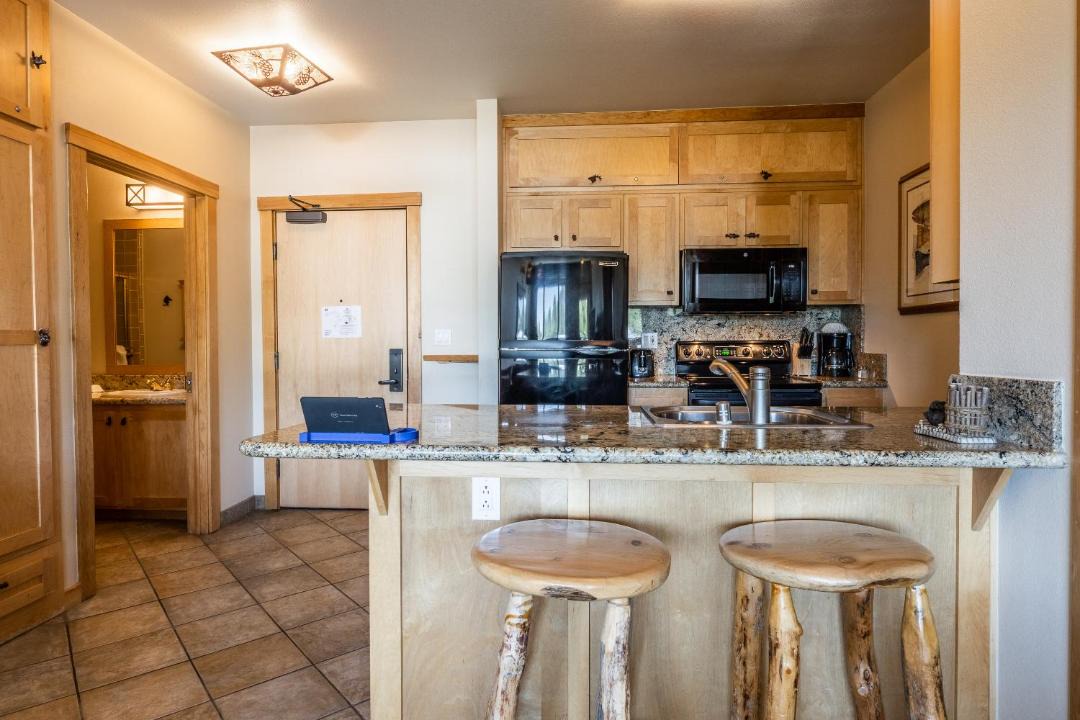 Photo of Kitchen in Mammoth Lakes