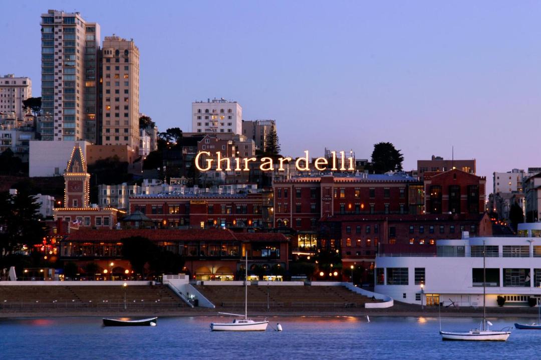 Photo of Buildings in Fisherman's Wharf