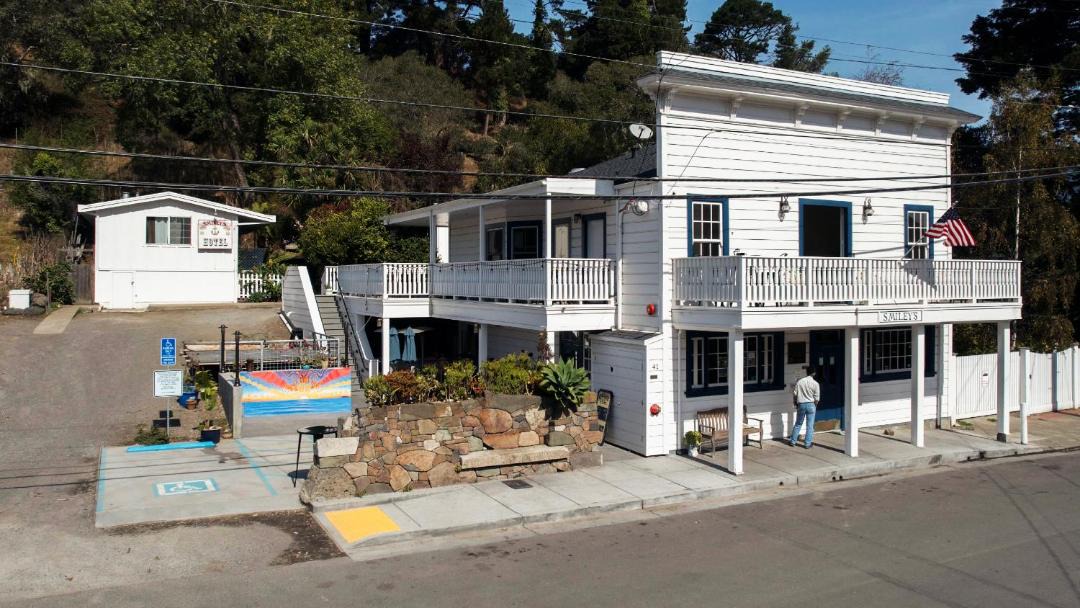 Photo of Others in Bolinas