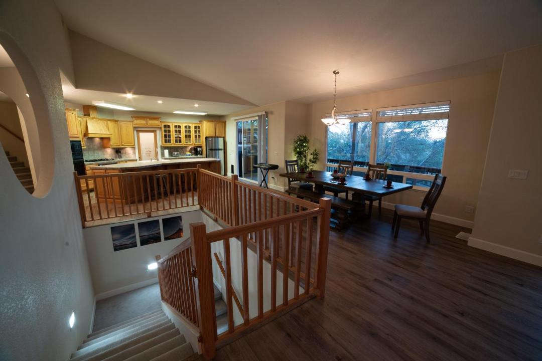 Photo of Livingroom in Groveland