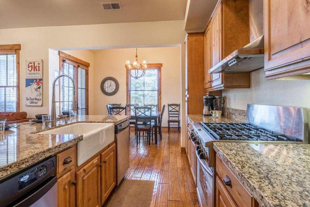 Photo of Kitchen in Mammoth Lakes