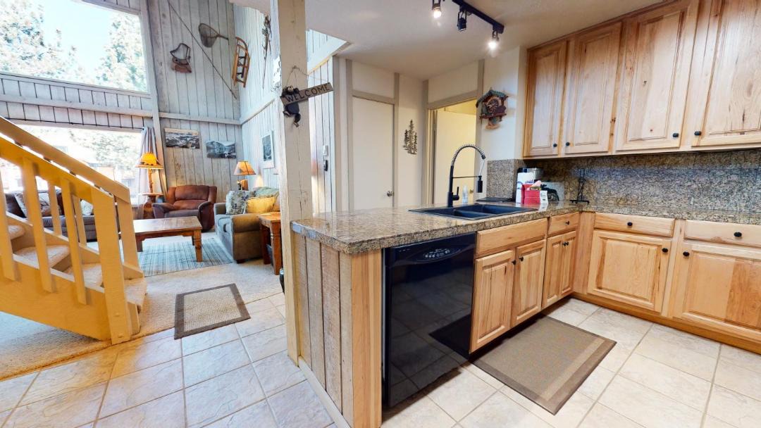 Photo of Kitchen in Mammoth Lakes
