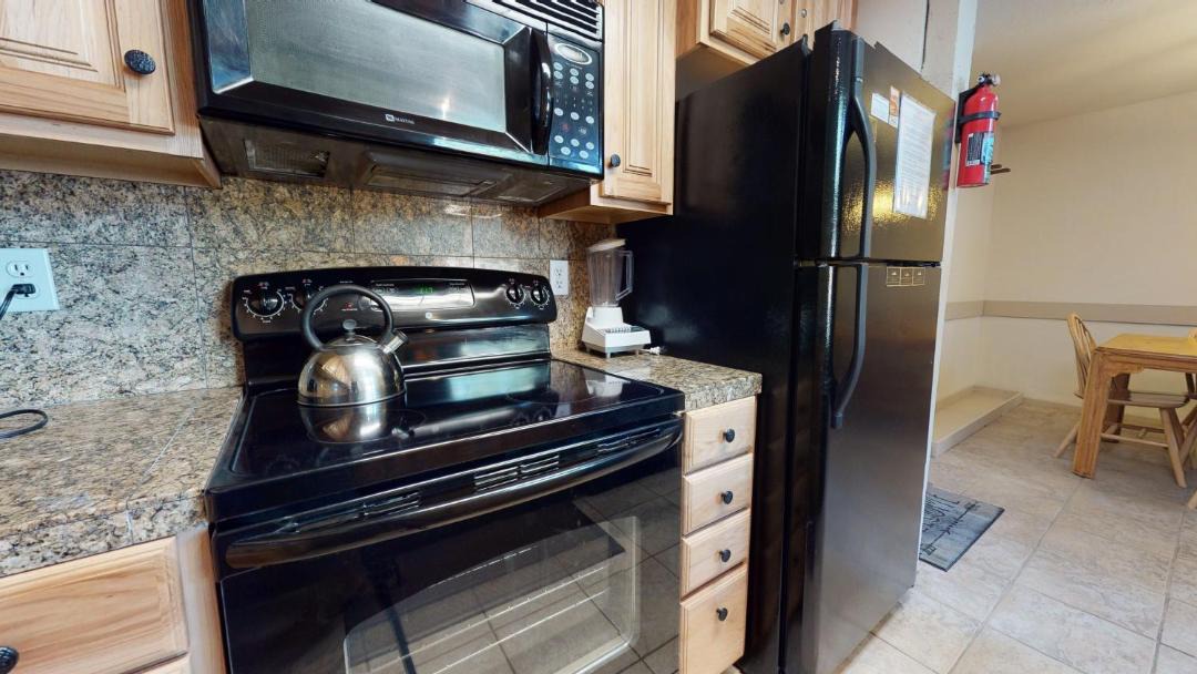 Photo of Kitchen in Mammoth Lakes