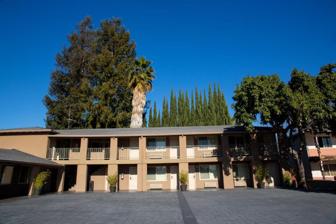 Photo of Others in Newhall