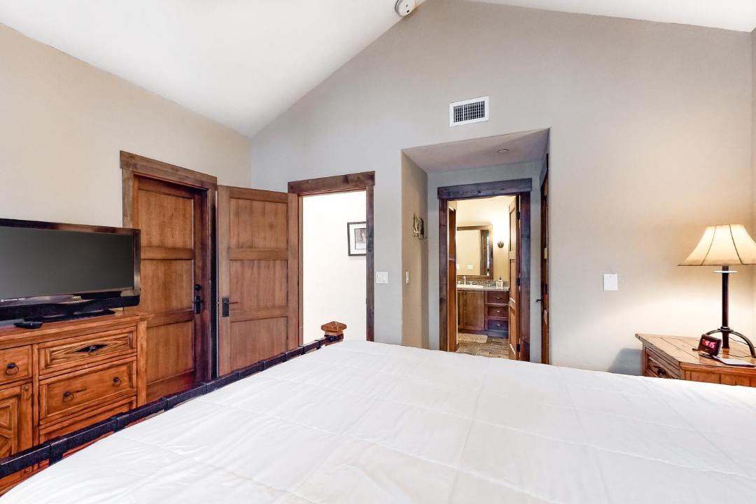Photo of Bedroom in Woodwinds