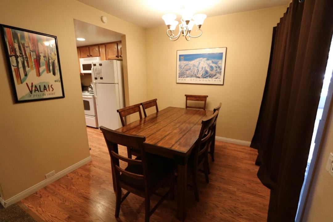 Photo of Livingroom in Sierra Holiday
