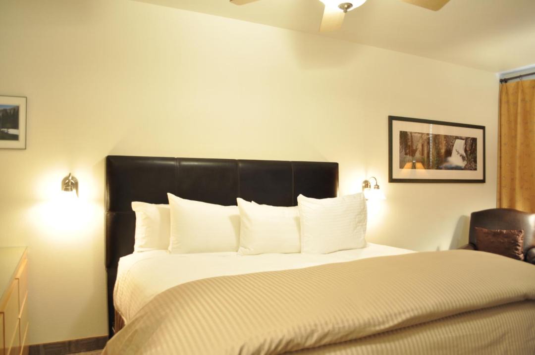 Photo of Bedroom in Mammoth Lakes