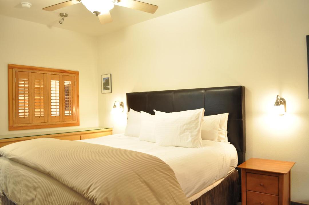Photo of Bedroom in Mammoth Lakes