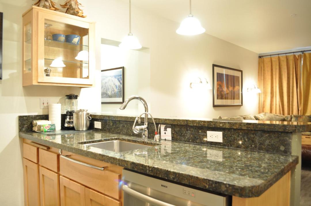 Photo of Kitchen in Mammoth Lakes