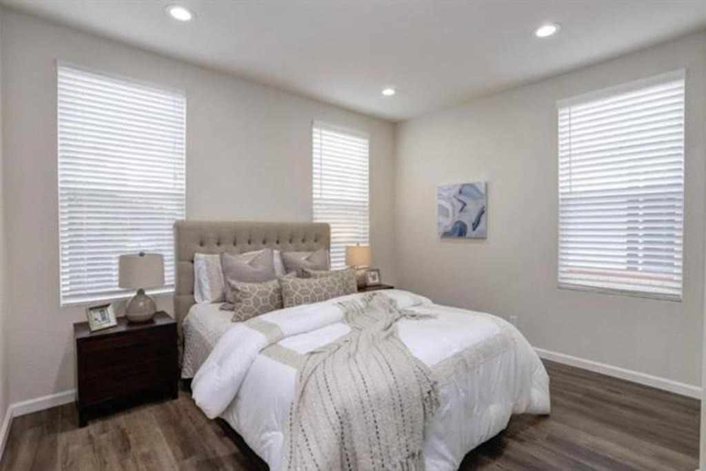 Photo of Bedroom in Horace Mann