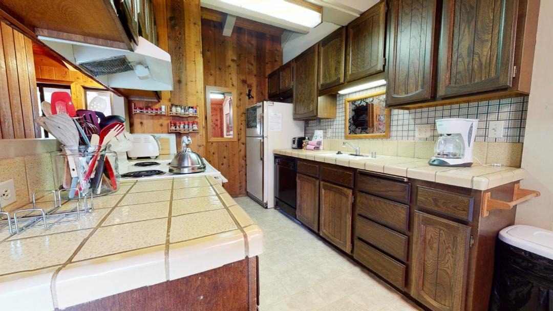 Photo of Kitchen in Mammoth Lakes
