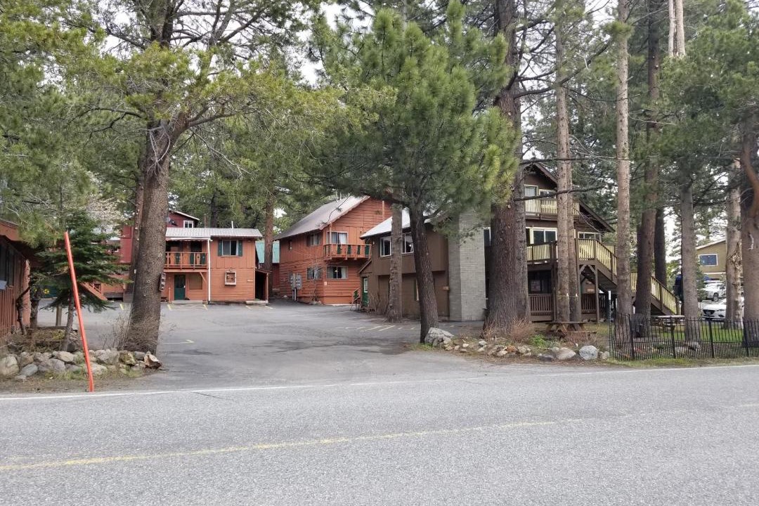 Photo of Others in Mammoth Lakes