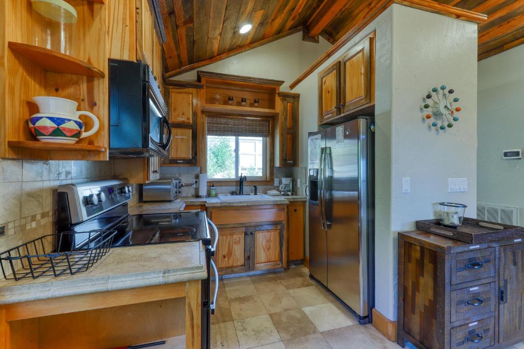 Photo of Kitchen in Shaver Lake