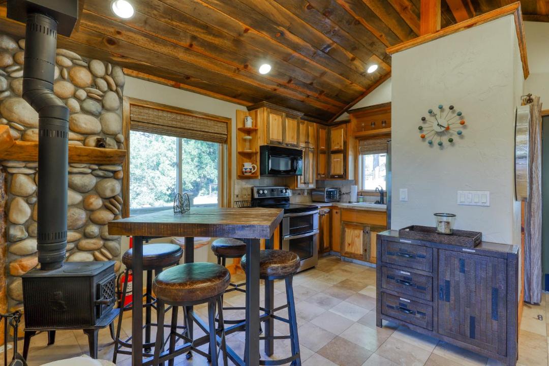 Photo of Kitchen in Shaver Lake