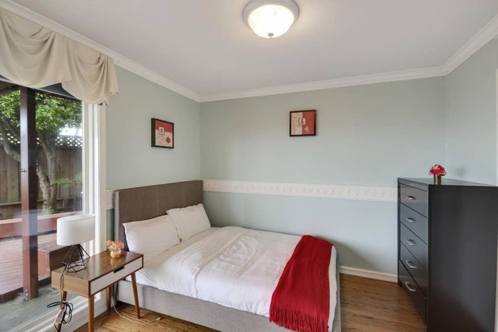 Photo of Bedroom in San Bruno