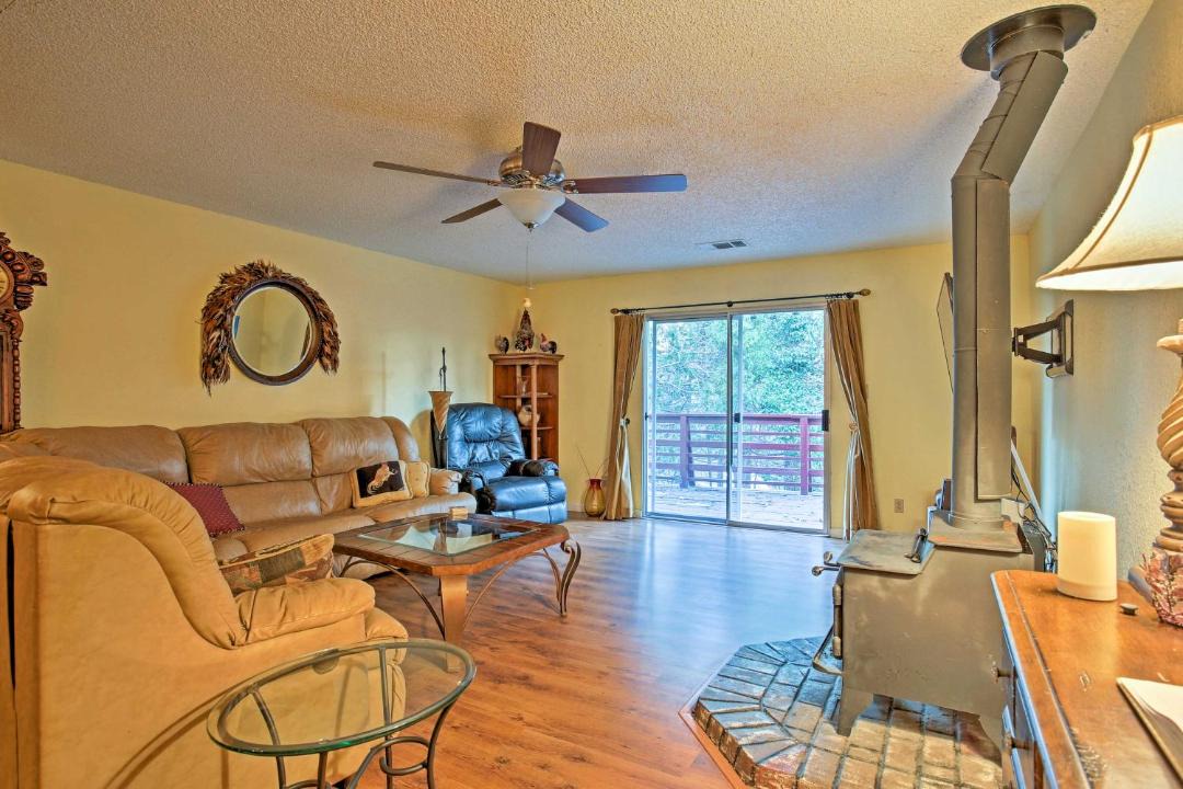 Photo of Livingroom in Wishon