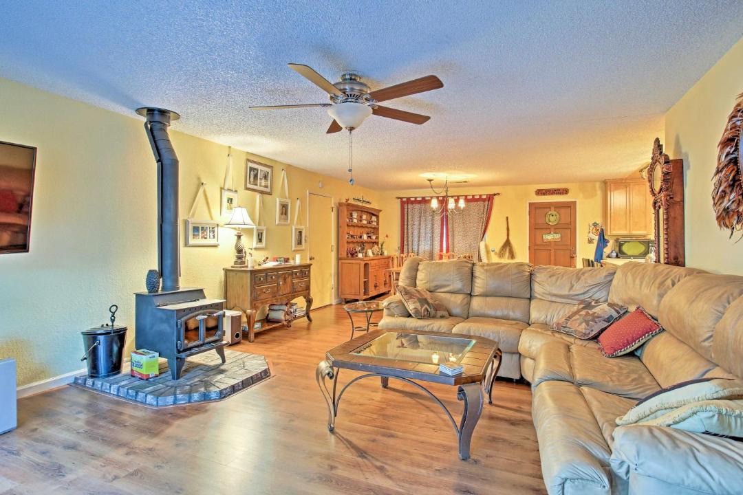 Photo of Livingroom in Wishon