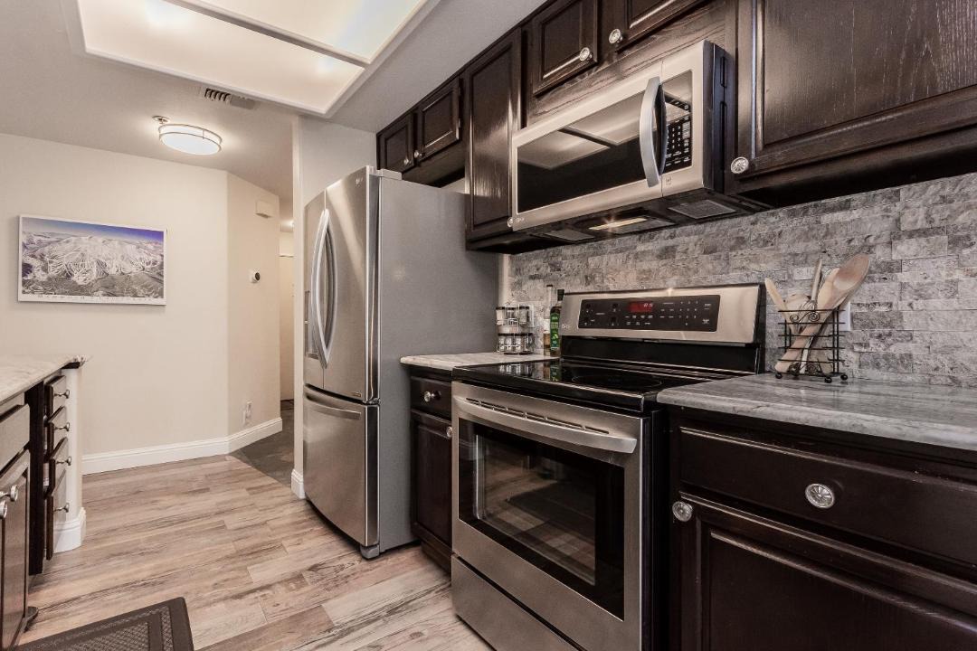 Photo of Kitchen in Mammoth Lakes
