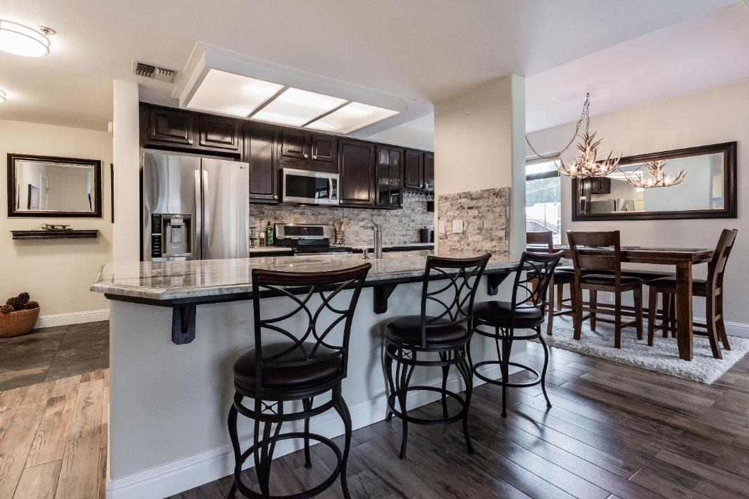 Photo of Kitchen in Mammoth Lakes