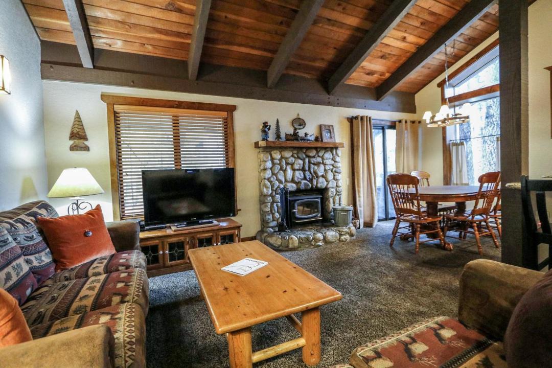 Photo of Others in Sierra Holiday