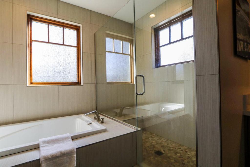 Photo of Bathroom in Stonegate