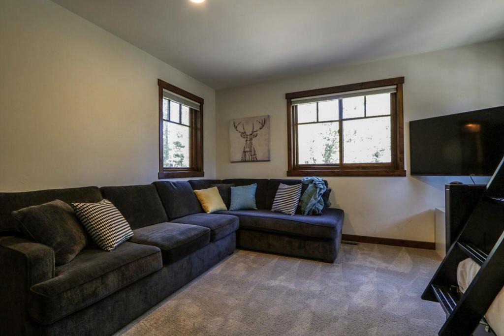 Photo of Livingroom in Stonegate