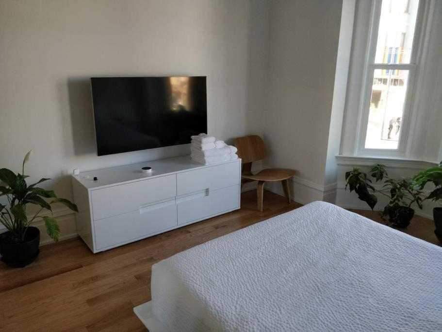 Photo of Bedroom in Castro District