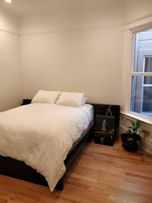 Photo of Bedroom in Castro District