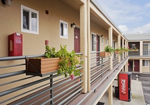 Pacific Best Inn