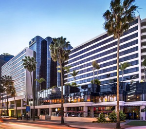 Renaissance Long Beach Hotel 