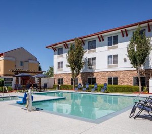Holiday Inn Express Turlock Ihg Hotel 