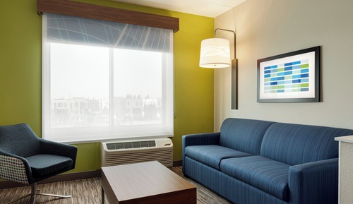 Suite, 2 Queen Beds, Accessible, Non Smoking (Communications)