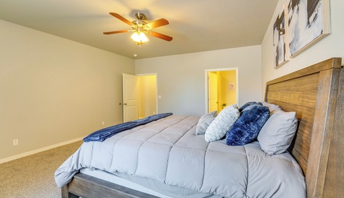 House (4 Bedrooms)