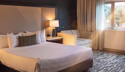 Executive Room, 1 King Bed with Sofa bed