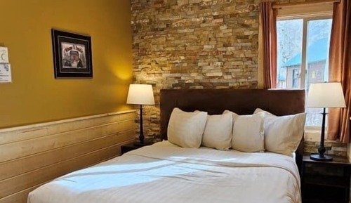 Standard Cabin, 2 Bedrooms (Blackspot)