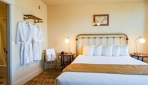Family Suite, 1 King Bed with Sofa bed, Non Smoking, Refrigerator & Microwave