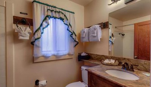 Superior Cabin, Private Bathroom, Garden View (Studio 2-5)