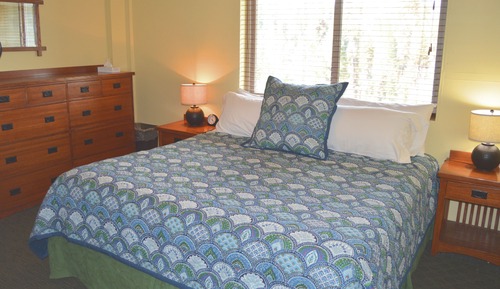 Standard Room, 1 Queen Bed
