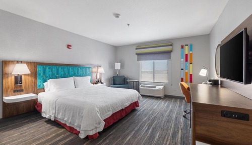1 King Bed, Accessible, Non Smoking