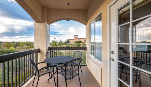 Two Room Suite, Non Smoking, Balcony (Full Kitchen)