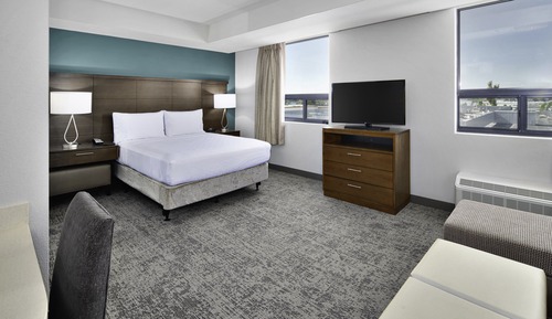 Studio Suite, 1 Queen Bed with Sofa bed, Kitchen