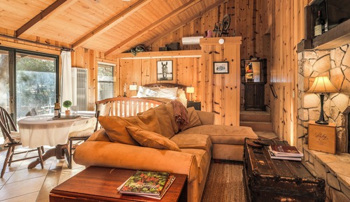 Deluxe Studio Suite