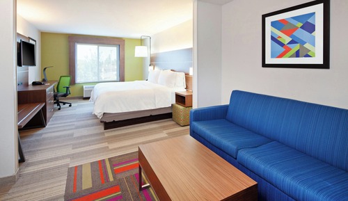Suite, 1 King Bed with Sofa bed (Minifridge)