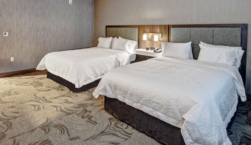Room, 2 Queen Beds, Accessible (Roll-In Shower, Mobility & Hearing)