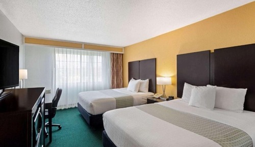 Standard Single Room, 2 Queen Beds, Non Smoking