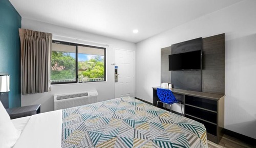 Deluxe Room, 2 Double Beds, Non Smoking, Refrigerator