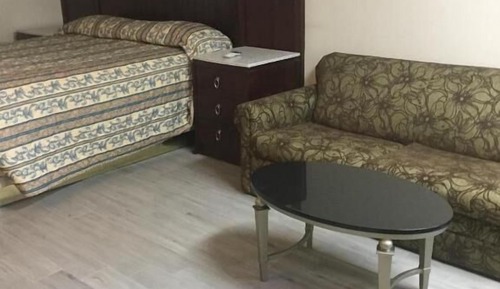 Comfort Room, 1 Queen Bed
