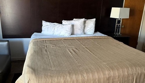 Standard King size Room