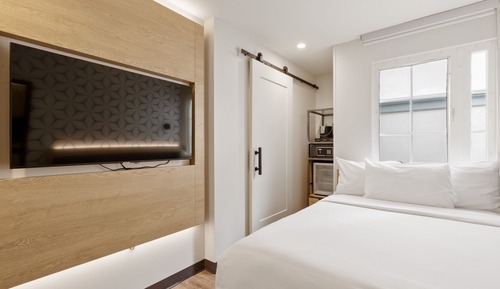 Micro Full Room (Self Check-in with Virtual Front Desk)